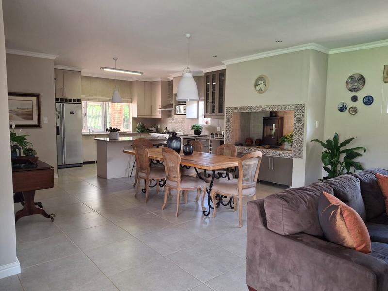 3 Bedroom Property for Sale in Dolphin Creek Golf Estate Western Cape